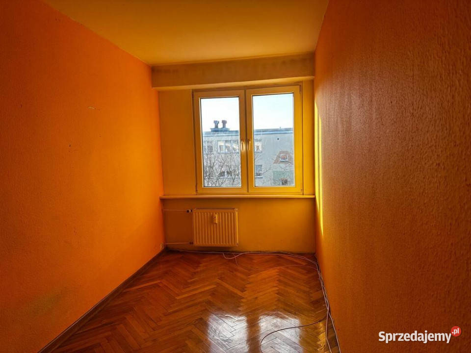 Na sprzedaż mieszkanie o pow 63m2 do remontu łódzkie Piotrków Trybunalski