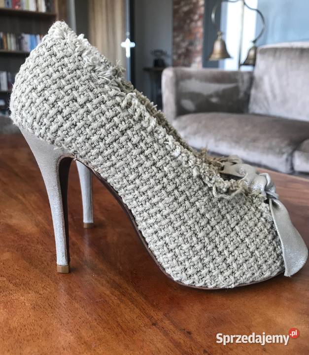 Nienoszone szpilki Yijie 37 w stylu vintage Czółenka Warszawa sprzedam
