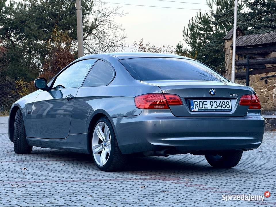 BMW Seria 3 E92 LCI 318i 2011r Oryginalny CD Pilzno