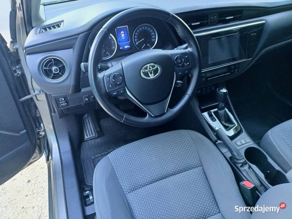 Toyota Corolla 16 Premium 1WŁ Salon Serwis ASO autoalarm mazowieckie
