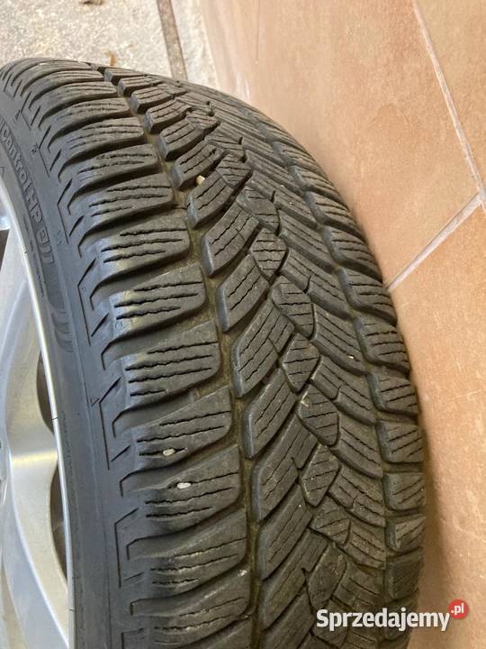 Opony z felgami do KIA Kielce sprzedam