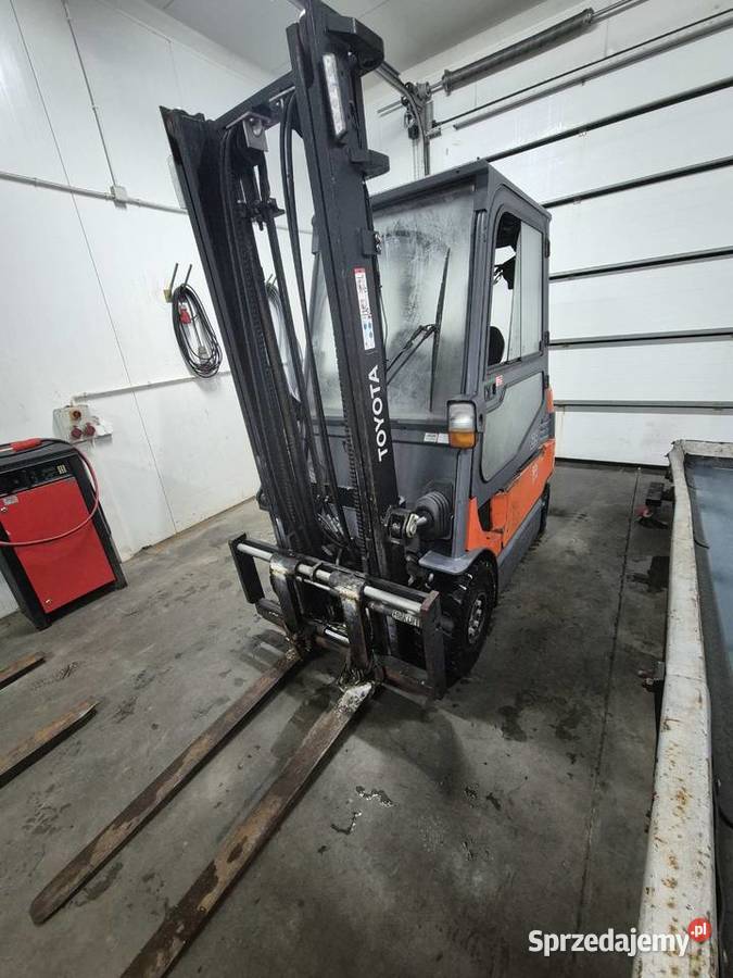 Wózek widłowy Toyota 7FBMF25 elektryczny Szańków