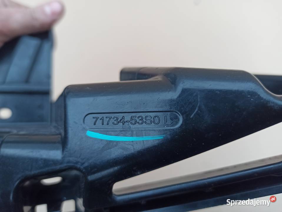 SUZUKI VITARA 19 ŚLIZG ZDERZAKA PRZÓD LEWY Bieleń