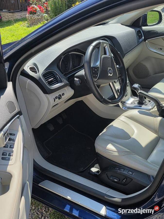 Volvo V40 Ocean Race aluminiowe felgi Samochody osobowe podkarpackie Jarosław