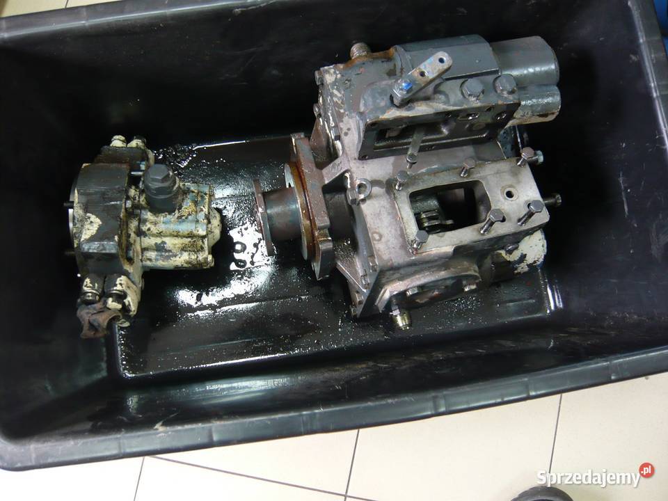 Pompa hydrauliczna EATON Rok produkcji 2000