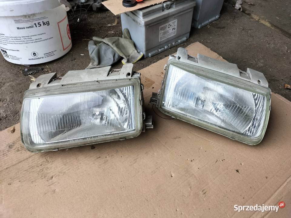 VOLKSWAGEN POLO 6N LAMPA PRZÓD PRZEDNIA PRAWA Lampy przednie