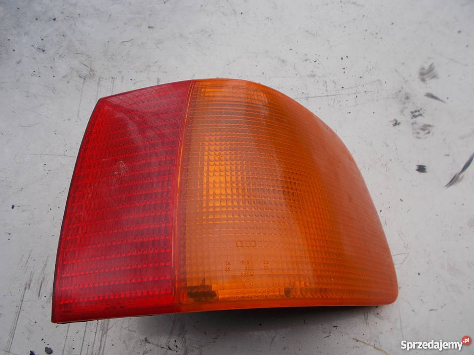 Audi 100 c4 94r sedan lampa tylna prawa HELLA osobowe lubuskie Strzelce Krajeńskie
