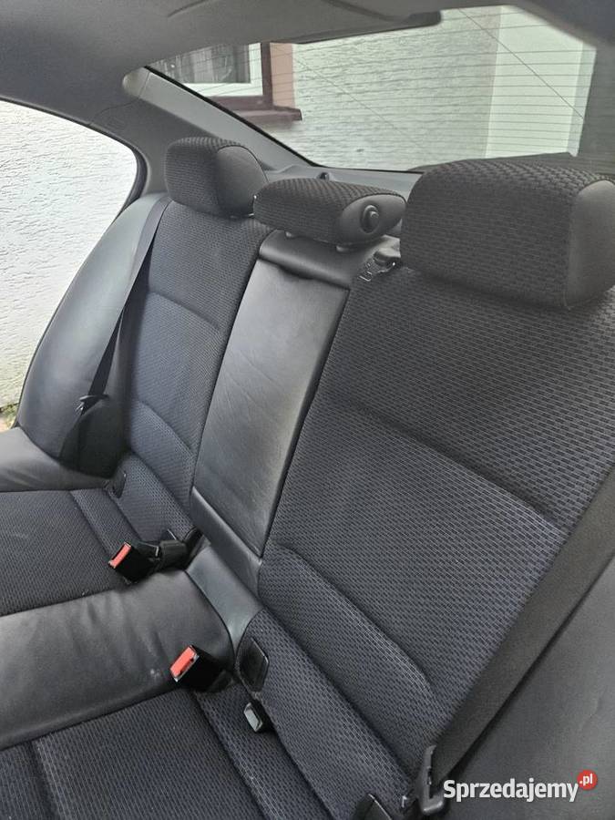 Wnętrze BMW e90 LCI półskóry Lublin