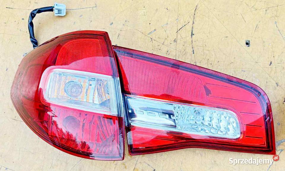 RENAULT KOLEOS I LAMPA TYŁ NA BŁOTNIK LEWA lewe Radom