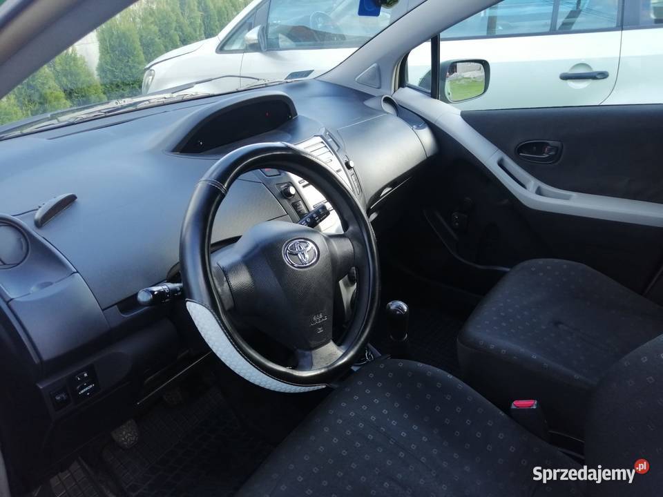 Toyota Yaris 13 LPG 2008r nieuszkodzony opolskie Korfantów