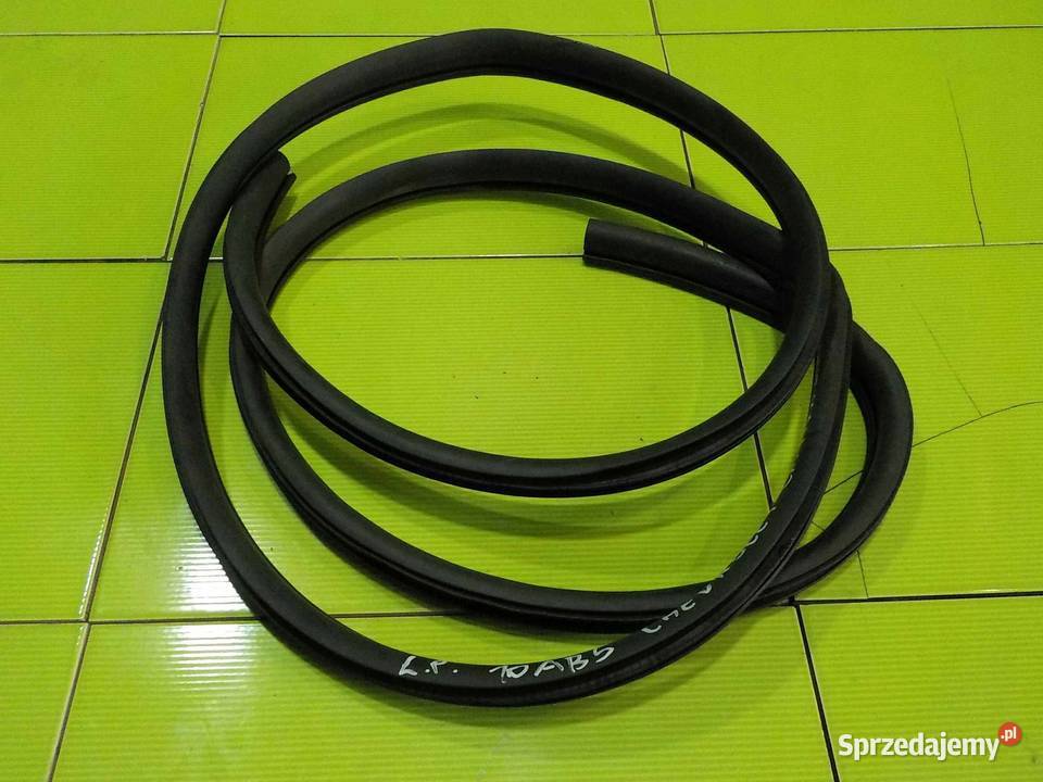 CHEVROLET CAPTIVA LIFT 11r uszczelka drzwi lewa Uszczelki sprzedam