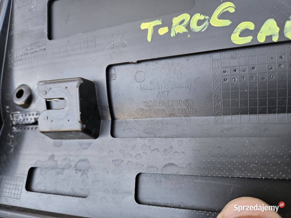 VW TROC CABRIO LISTWA DRZWI PRAWY TYŁ PRAWA Międzychód sprzedam