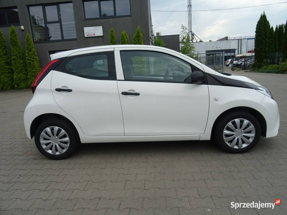 Toyota Aygo 10 72KrajowyNiski przebieg Zadbany łódzkie