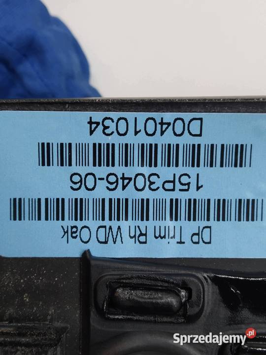 DEKOR LISTWA OZDOBNA PRAWY PRZÓD DRZWI 15P305606 osobowe świętokrzyskie sprzedam
