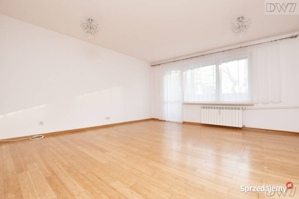 3 pokoddzielna kuchniabalkonDobrego Pasterza małopolskie Kraków sprzedam