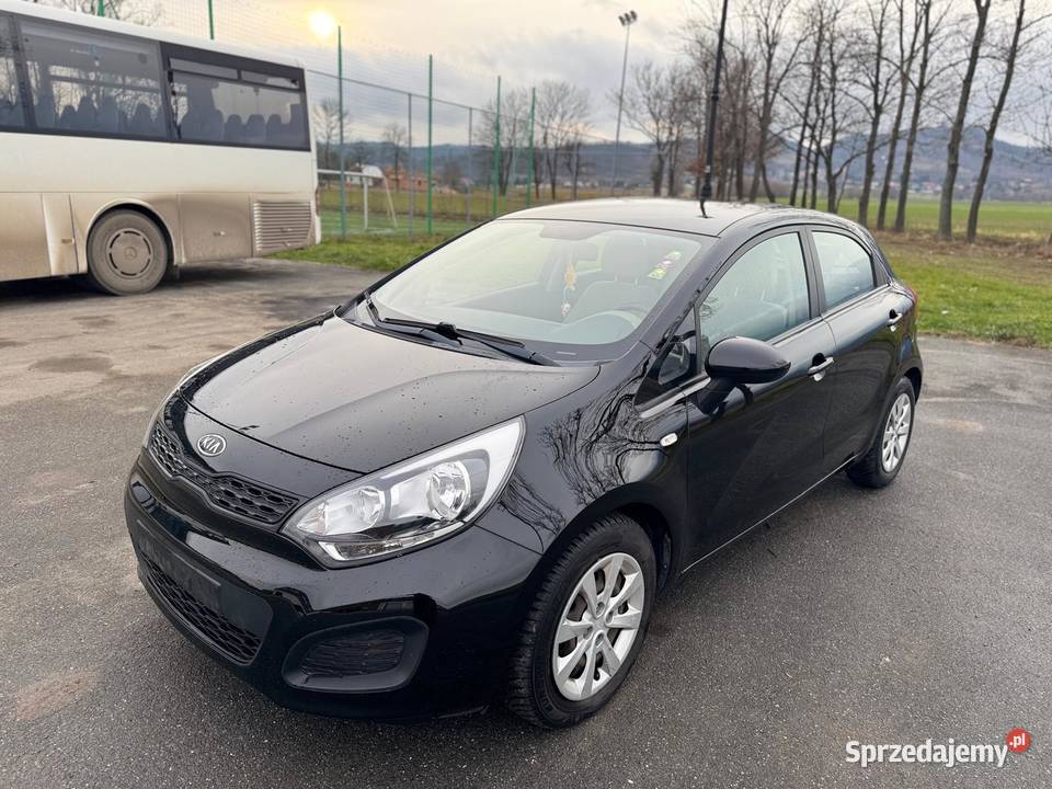 Kia Rio 12 benzyna 2012 Rok produkcji 2012 dolnośląskie Ząbkowice Śląskie sprzedam