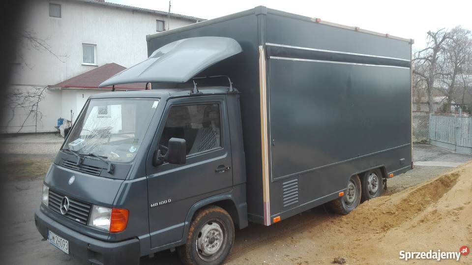 MB100 Food Truck Wrocław
