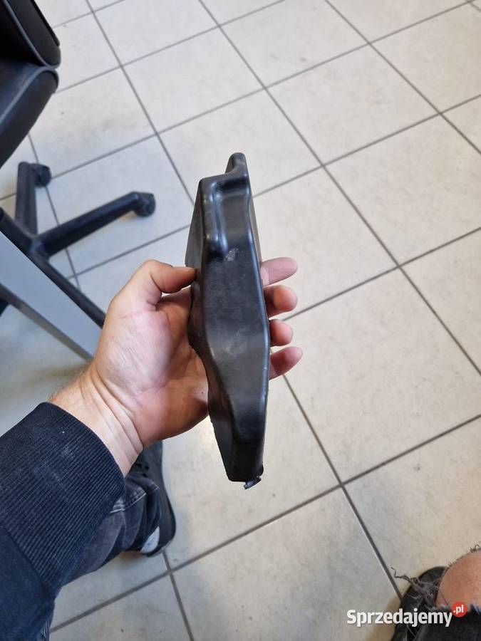 Zaślepka podszybia prawa Mercedes Citan W420 Złocieniec