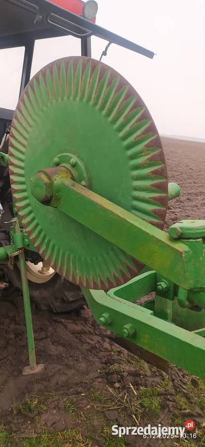 Pług 3 skibowy zagonowy Kozarzew
