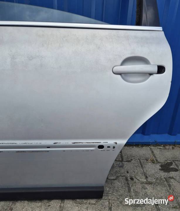 DRZWI TYŁ LEWY LEWE VW PASSAT B5 FL SEDAN LA7W Działoszyce