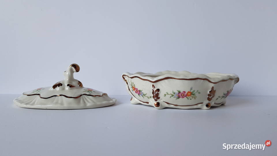 Sygnowane ceramiczne puzderko bombonierka w Pozostałe śląskie