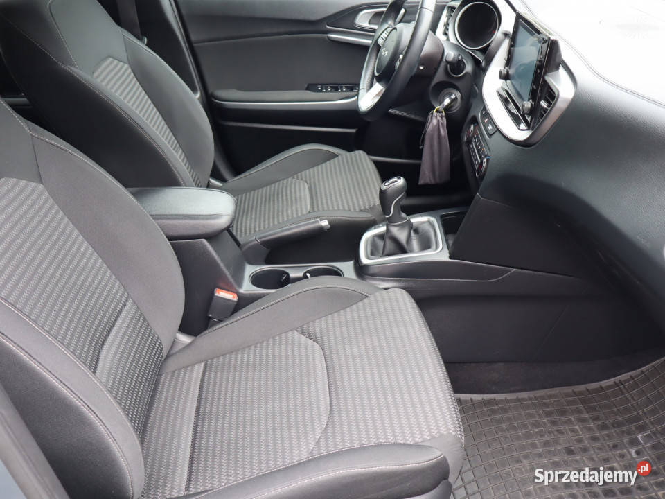 Kia Ceed 15 TGDI MHEV