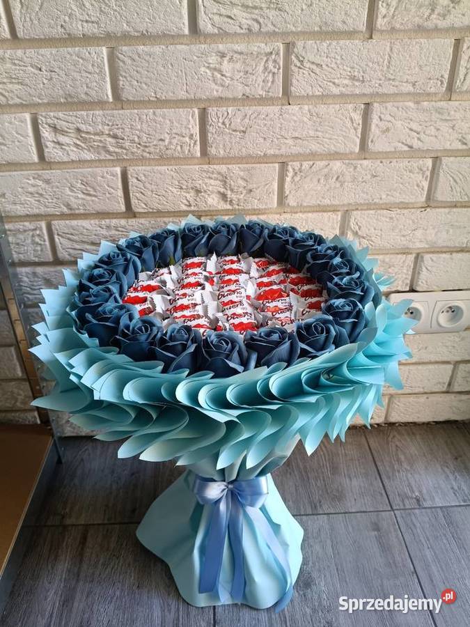 Bukiet z róż mydlanych Prezent na Komunię Słodki Czekolady i czekoladki Konin