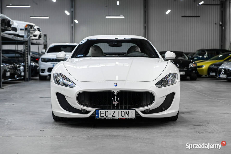 Maserati GranTurismo Bezwypadkowy Idealny Rok produkcji 2014 Węgrzce