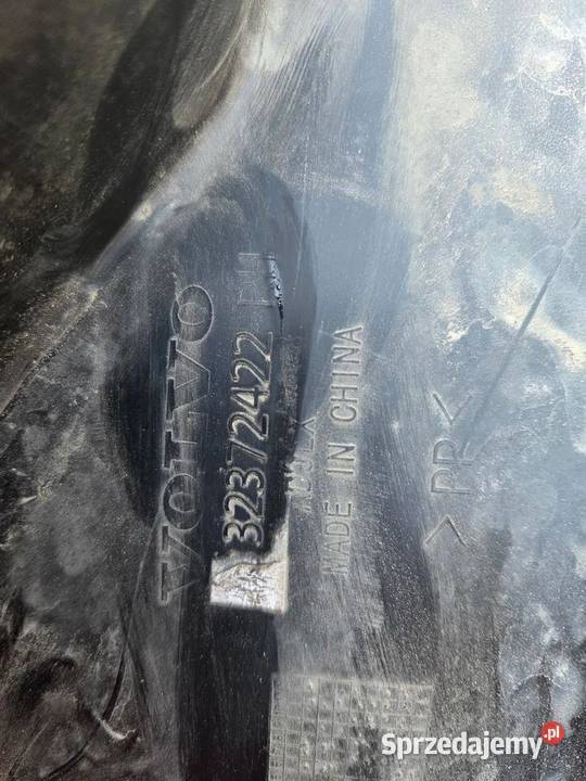 Nadkole prawe przód przednie Volvo XC60 II osobowe Nadkola