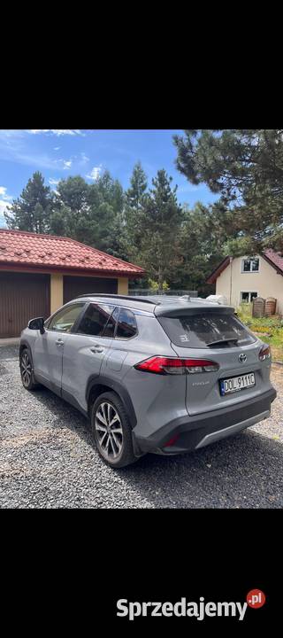 Toyota Corolla cross Samochody osobowe Twardogóra sprzedam