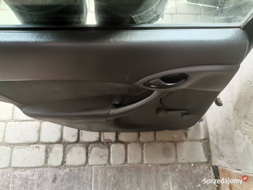 FORD FOCUS MK1 HB 5D DRZWI LEWY TYŁ KOLOR H8 Nowy Sącz
