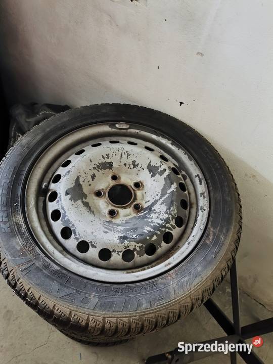Felgi stalowe z oponami zimowymi Ford Mondeo MK3
