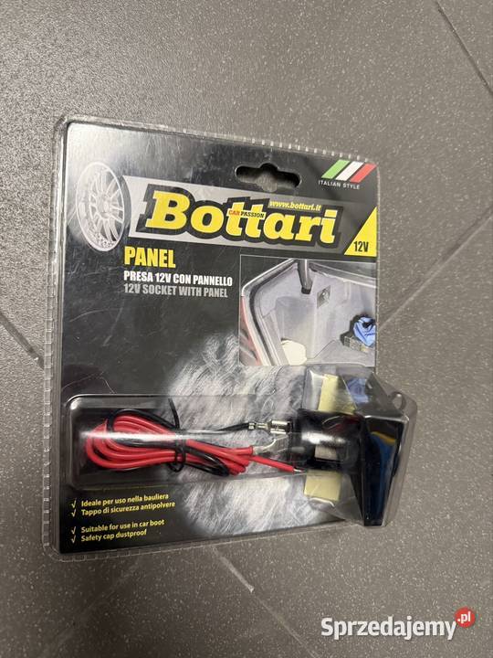 Gniazdo 12V nowe mazowieckie