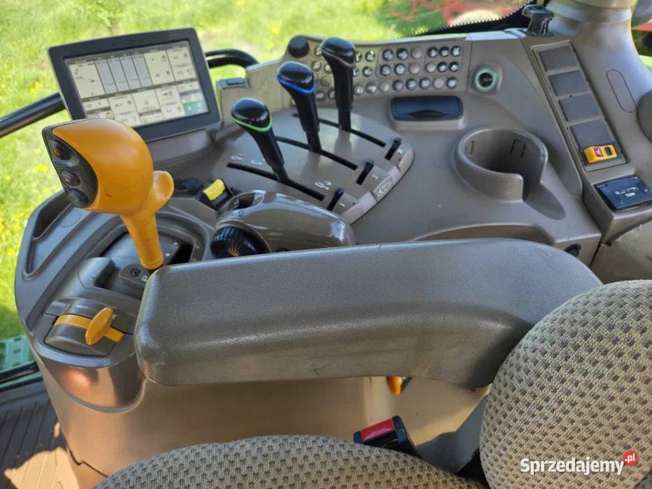 Ciągnik John Deere 6130R