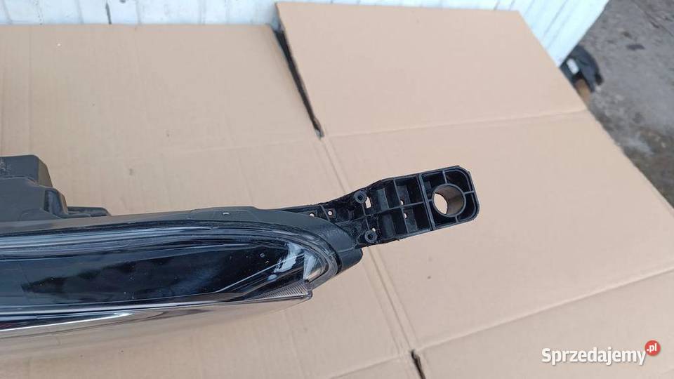 RENAULT TRAFIC III LIFT 21 FULL LED LAMPA LEWA