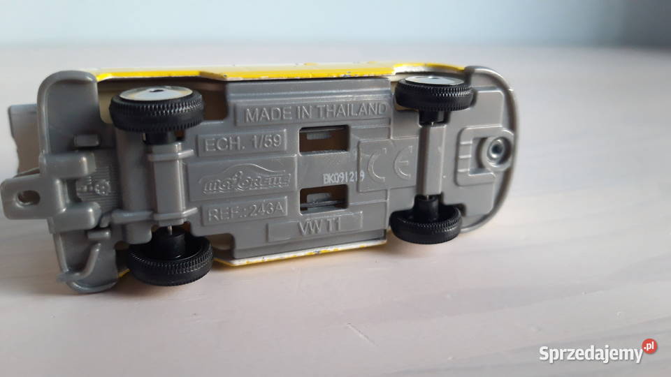 Majorette VW T1 w skali 159 resorak Głuchołazy sprzedam