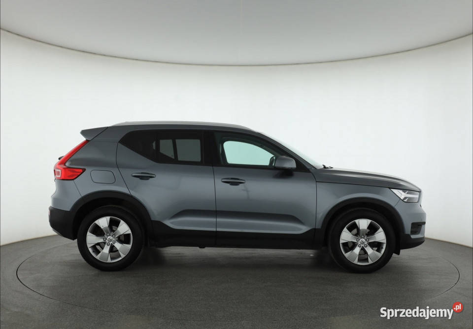 Volvo XC40 D3 asystent pasa ruchu Piaseczno