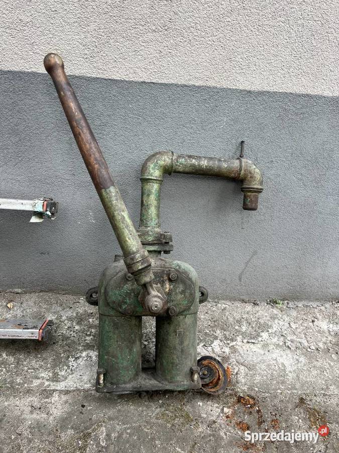 Pompa żeliwna SPRAWNA Siedlce