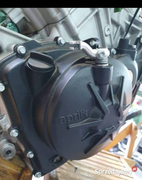 Aprilia TUONO V4 1100 rsv kapa sprzęgła dekiel wielkopolskie