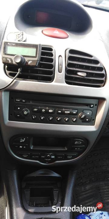 peugeot 206 20 hdi azr tylnia klapa lotka lampa Przemyśl