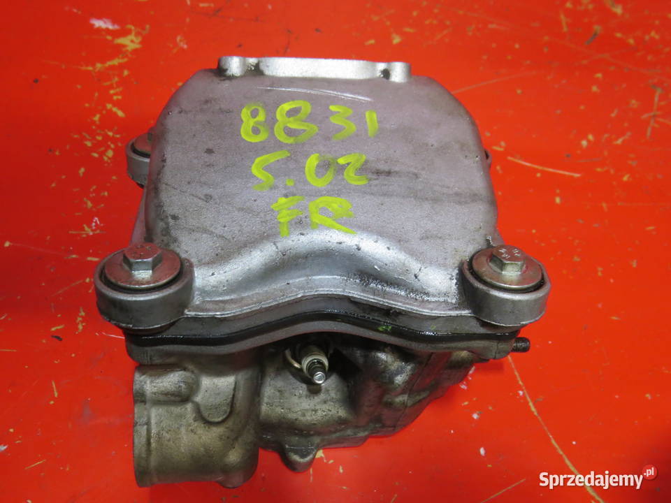 MALAGUTI MADISON 250 GŁOWICA ZAWORY POKRYWA