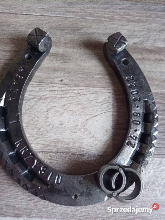 Prezent Podkowa Ślubna okolicznościowa kuta na Nowy Sącz