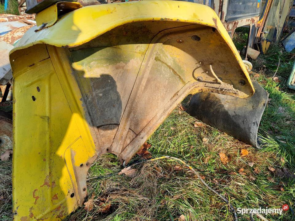 Błotniki Ursus C360 Bucze