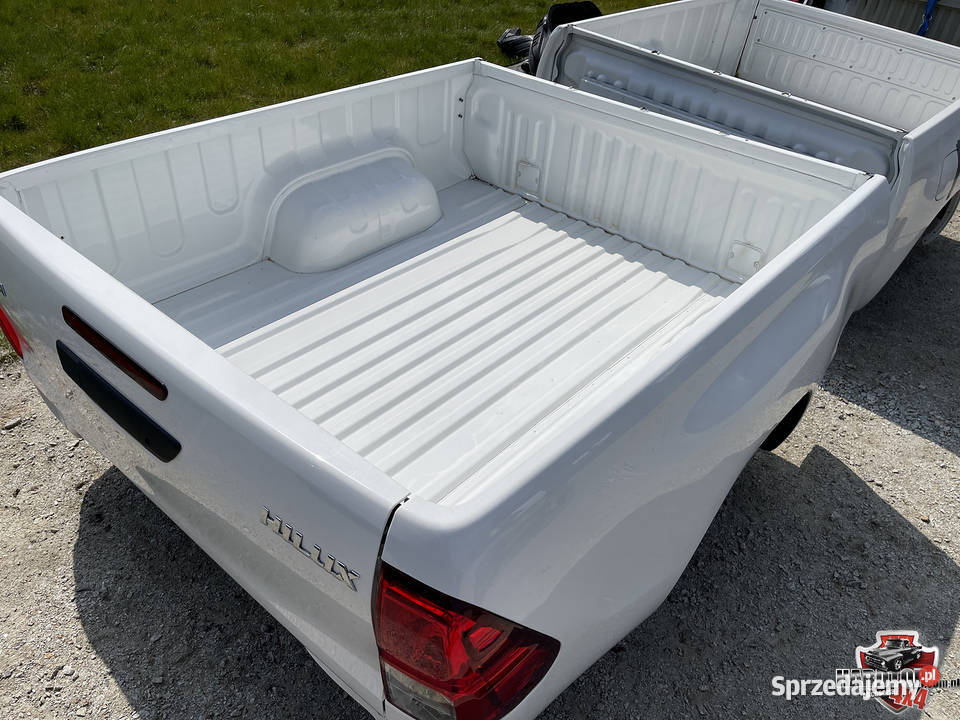 FABRYCZNA PAKA TOYOTA HILUX 15 kabiny Skrzynia Pasłęk