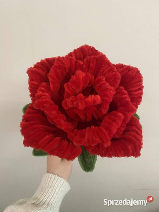 Duża czerwona róża z drucików idealny prezent na Dąbrowa Górnicza