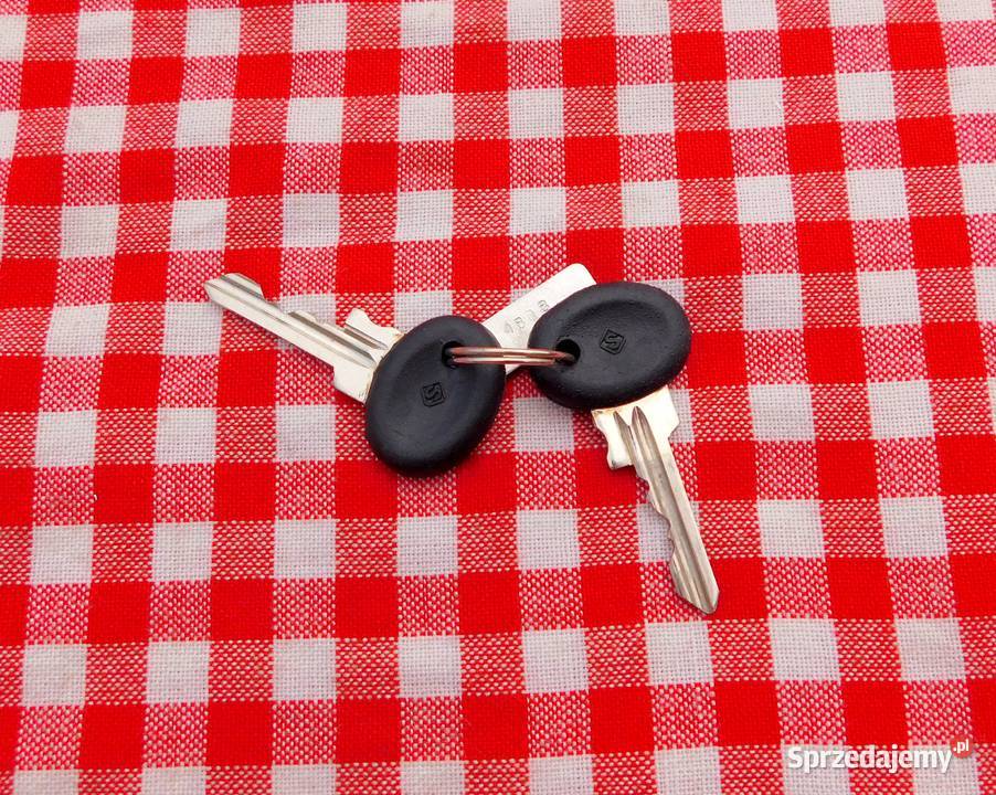 Nowa stacyjka włącznik zapłonu Fiat 126p 125p Tarnów