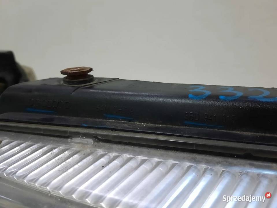 332G VW PASAT B5 LAMPA LEWA PRAWA PRZOD EUROPA Włoszczowa