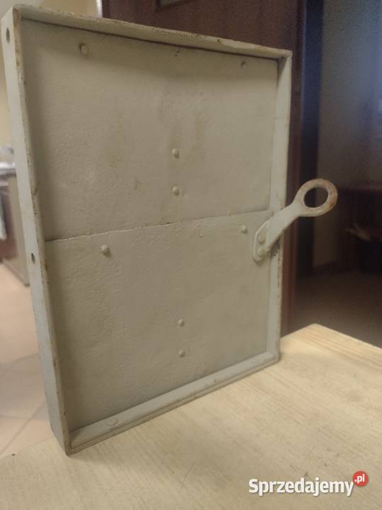 Zabytkowa kratka wentylacyjna Stargard