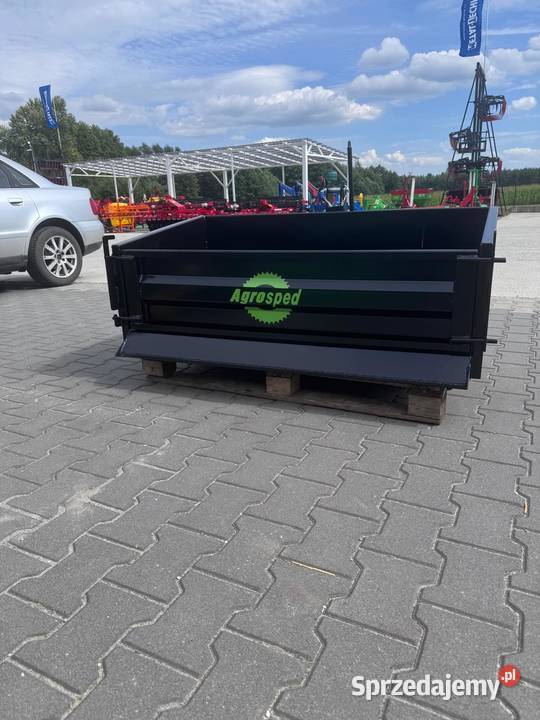 Skrzynia transportowa 165m tuz przódtył łódzkie Rawa Mazowiecka