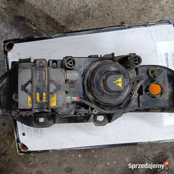 Lampa przednia prawa BMW e39 prawe pomorskie